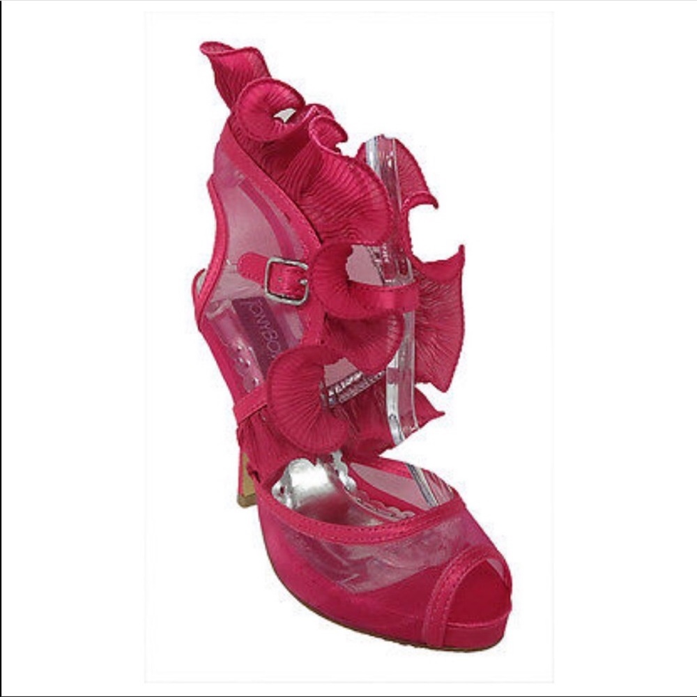 Tony Bowls fushia heels size 6 style 45002 Kayla